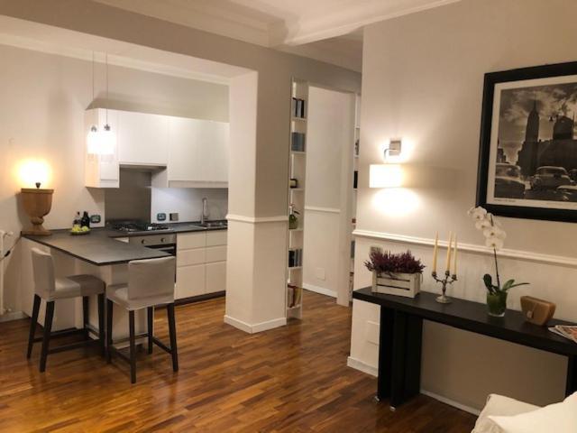 Casa Monique, Appartamento Incantevole Rzym Zewnętrze zdjęcie